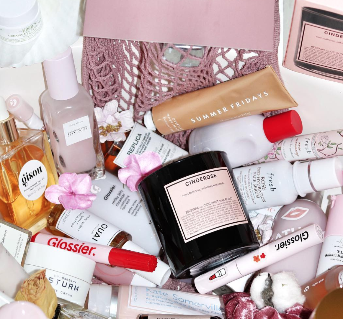 Glossier: The Millennial Pink Unicorn